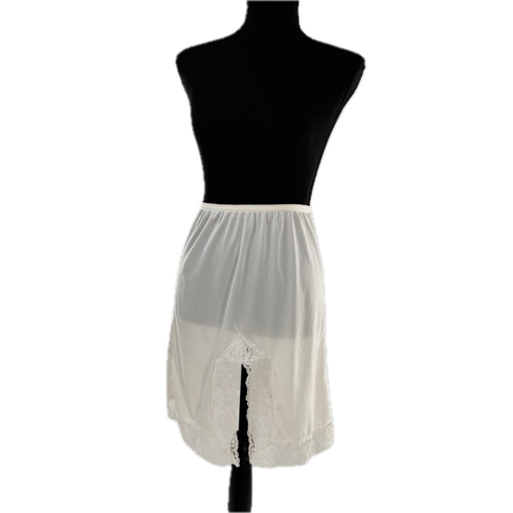 Mel-Lin Vintage 1980's Lace Slit Half Slip White Ivory 100%  Nylon Size Small